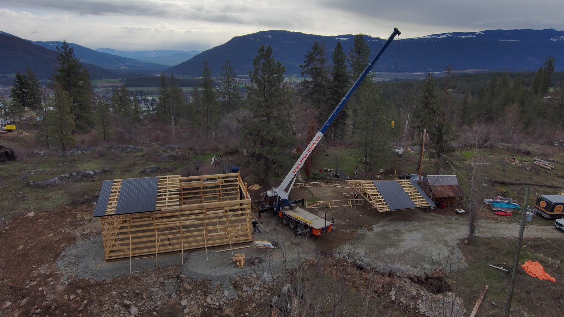 Shop framing with crane in the Shuswap corridor